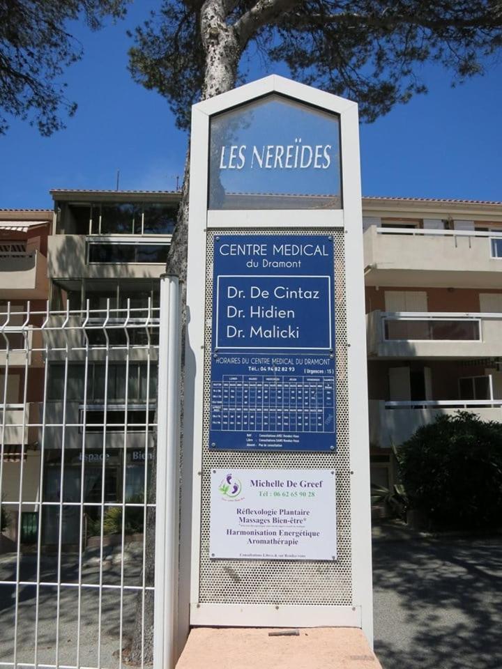 Studio B Front De Mer Saint-Raphaël Exterior foto